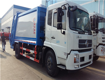 东风天锦10吨压缩式垃圾车CLW5160ZYSD5